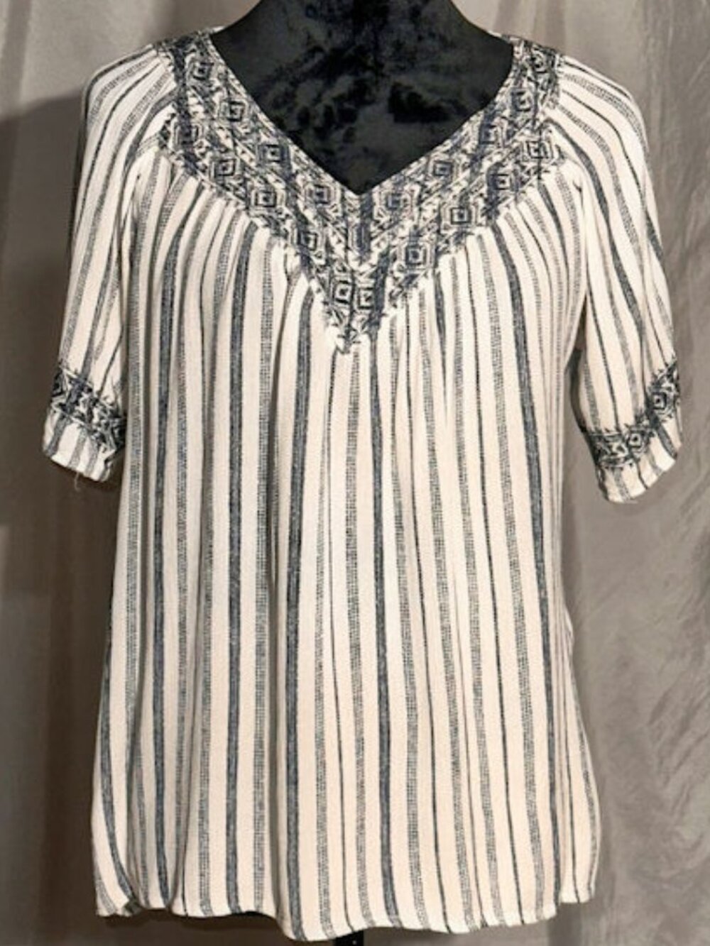 Knox Rose Gauzey Linen Shirt, Blue and White, XS